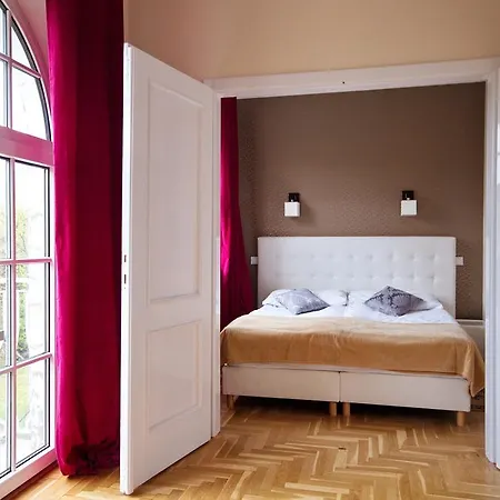 Korda Budapest